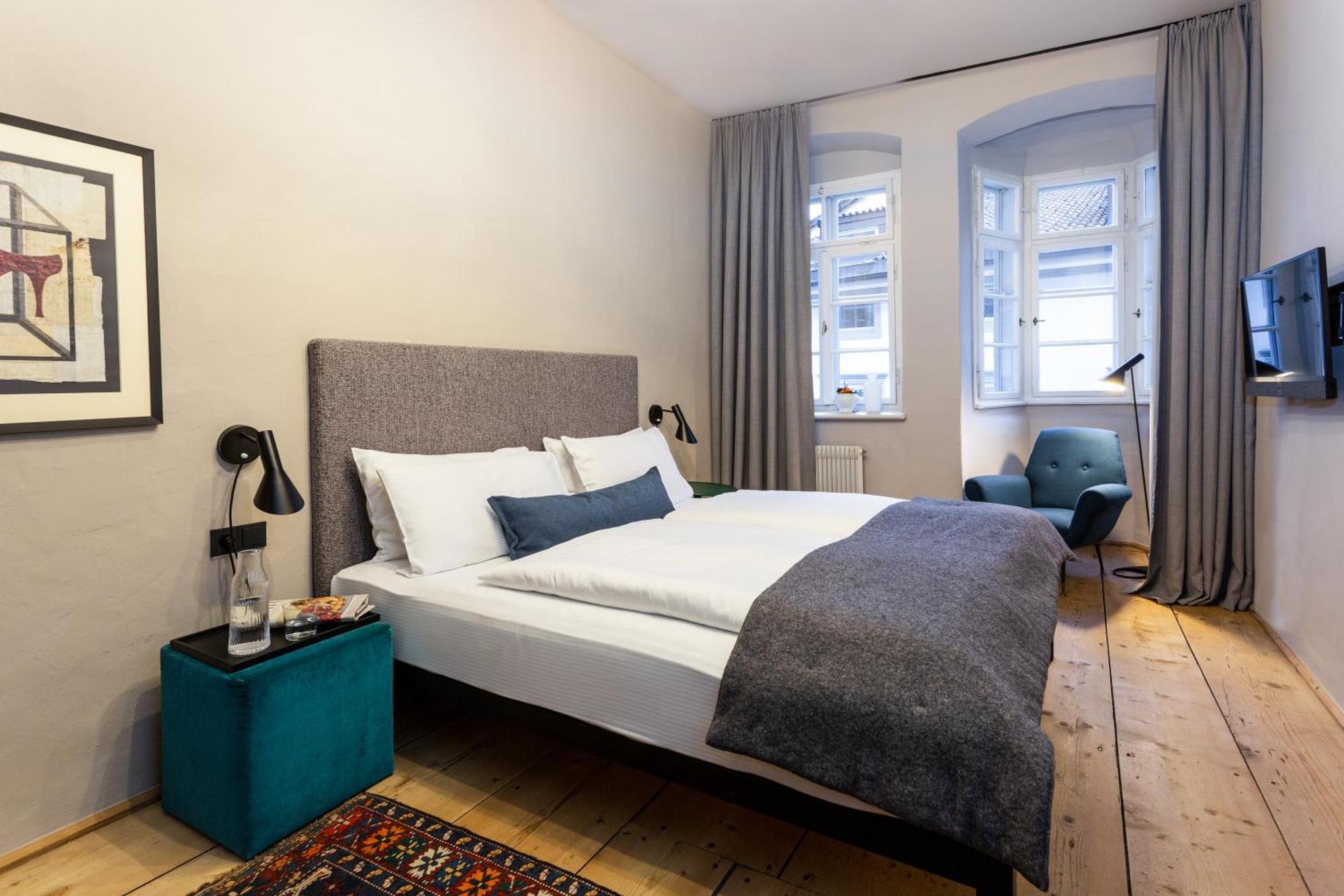 Goldenstern Townhouse Hotel Bolzano Ngoại thất bức ảnh