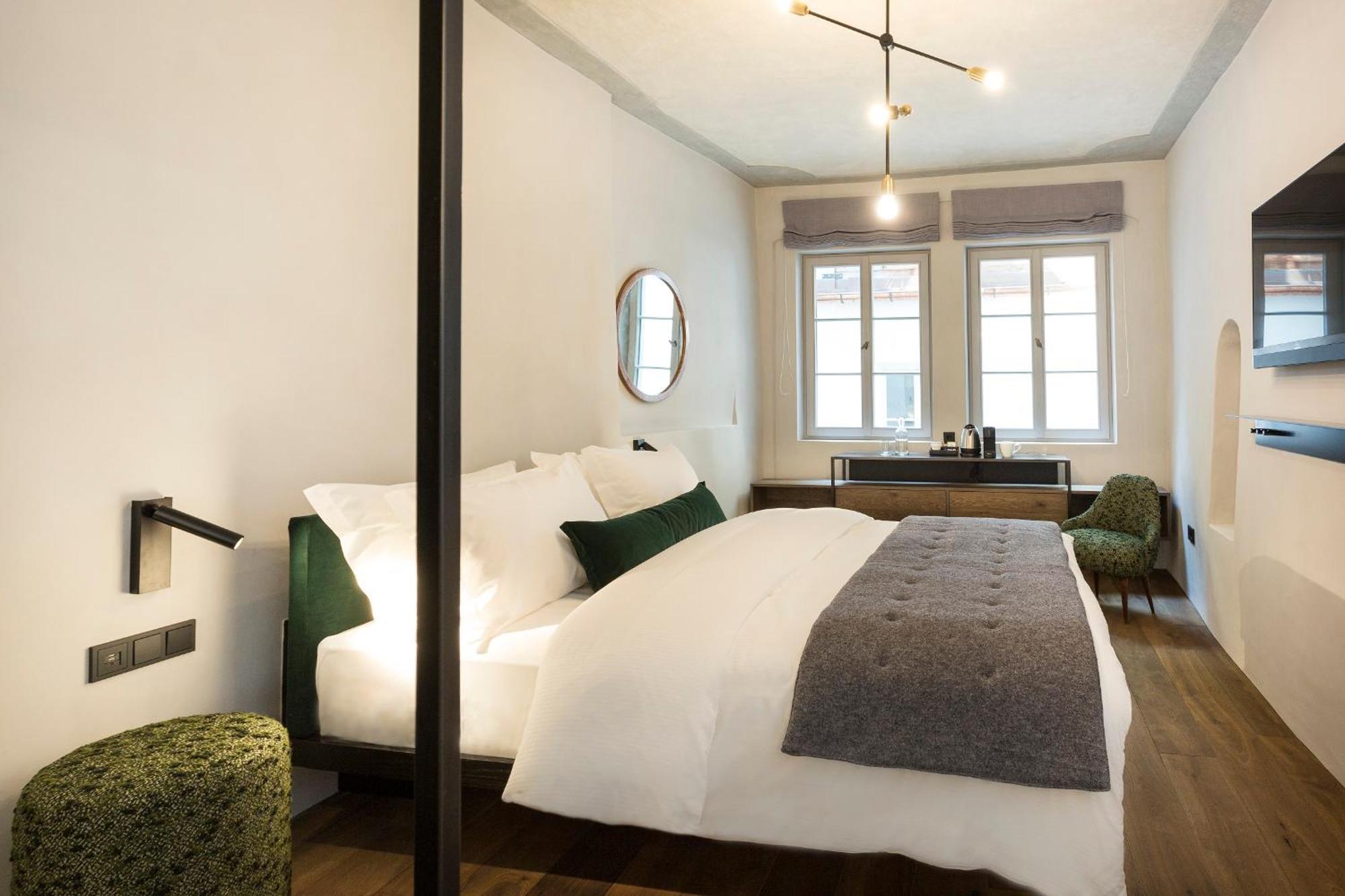 Goldenstern Townhouse Hotel Bolzano Ngoại thất bức ảnh