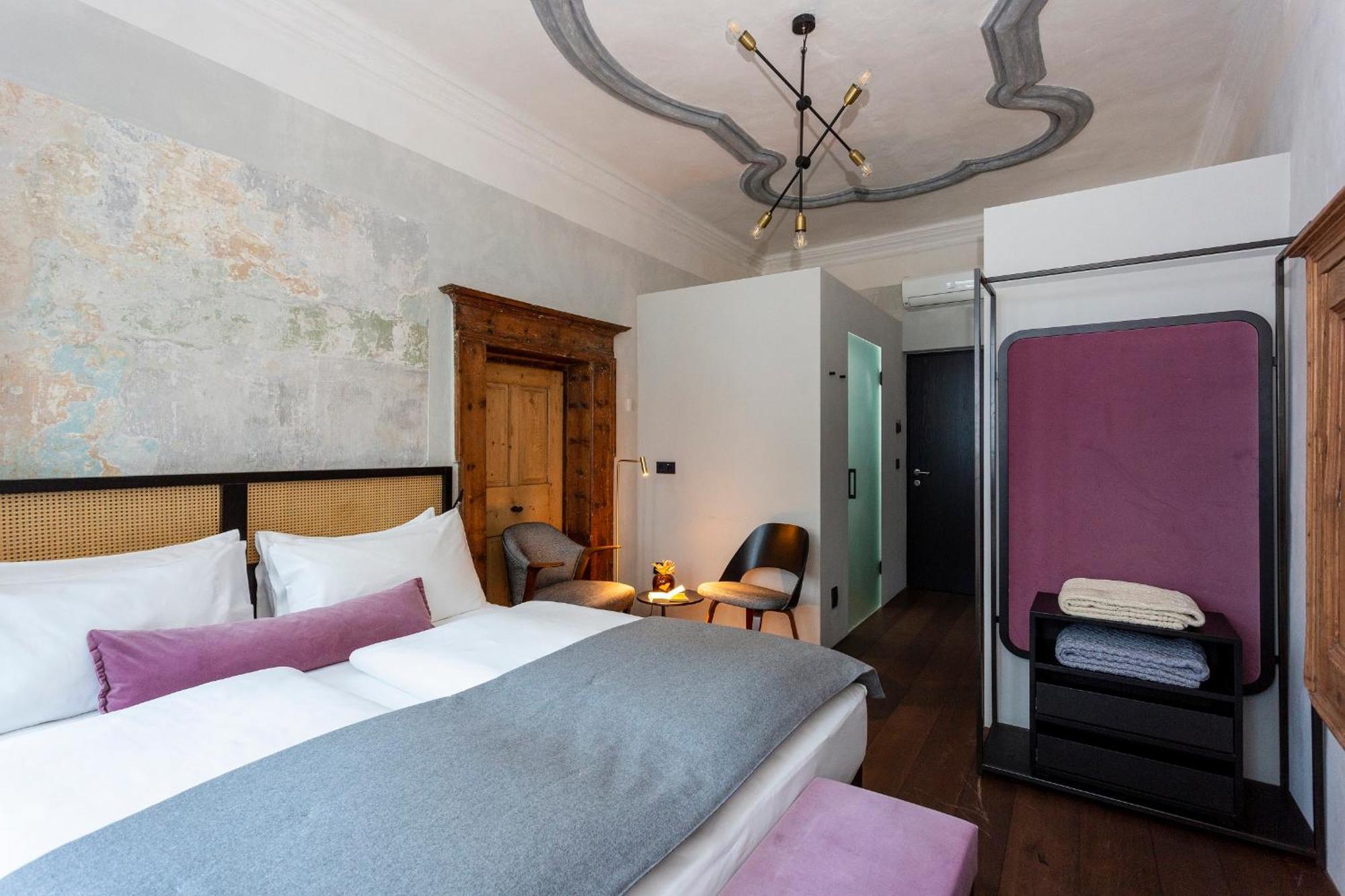 Goldenstern Townhouse Hotel Bolzano Ngoại thất bức ảnh