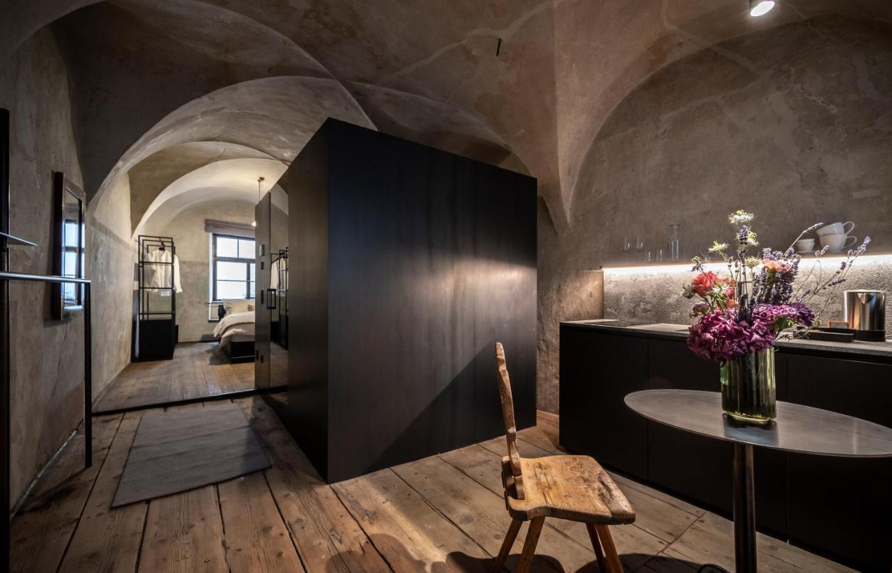 Goldenstern Townhouse Hotel Bolzano Ngoại thất bức ảnh